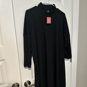 Lala Icon Mock Neck Top in Black